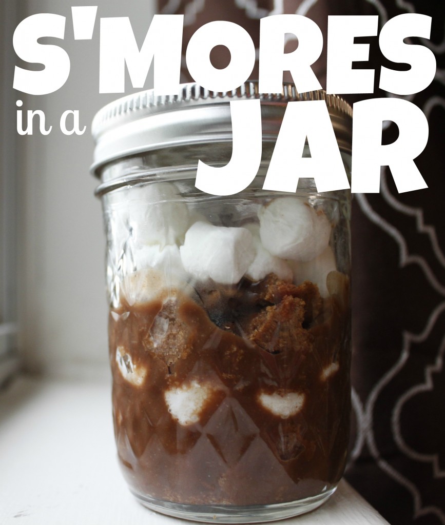 Smores in a Jar #summer #dessertinajar